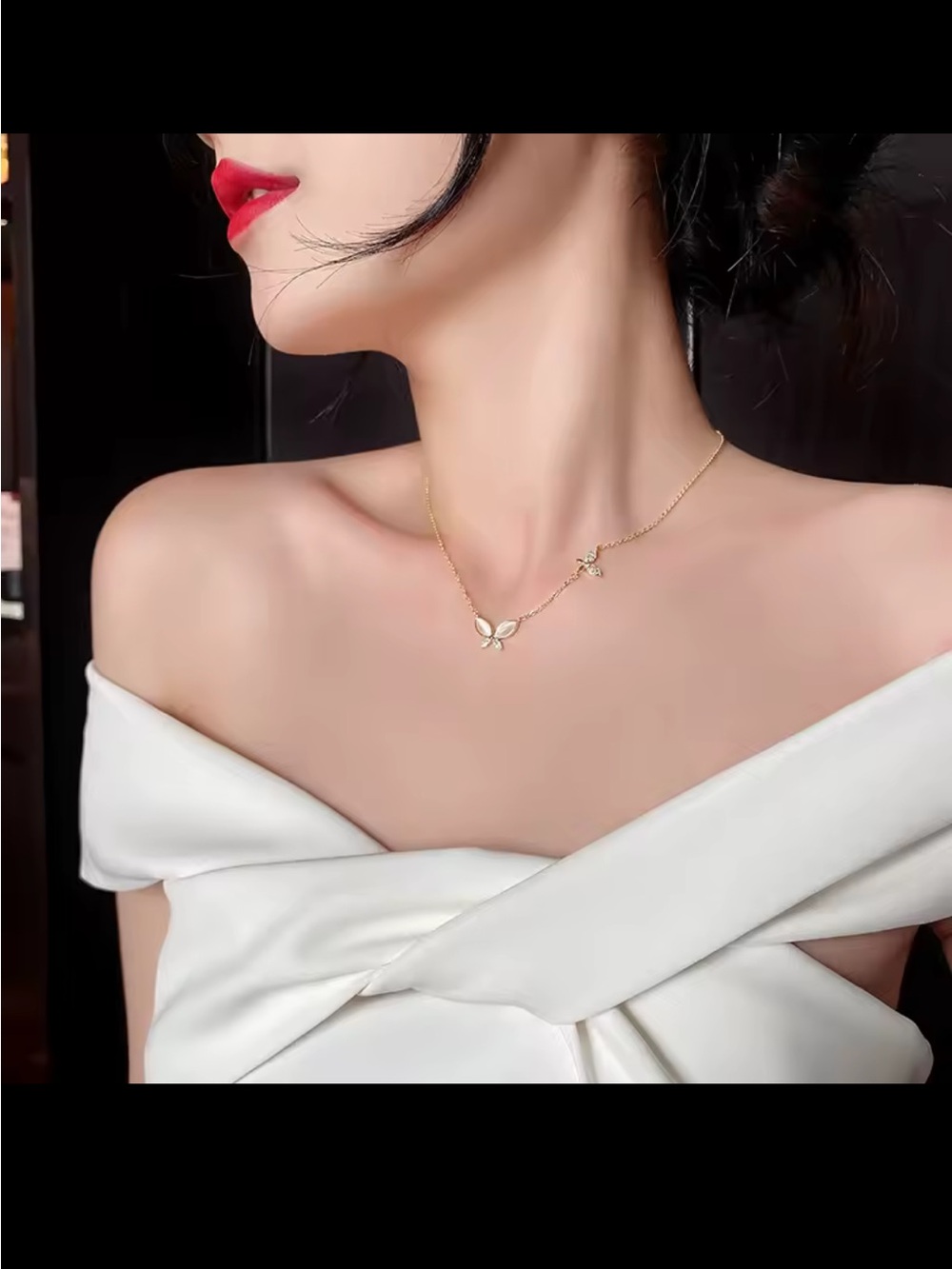 Gold Butterfly Pendant Necklace - Elegant Women's Jewelry